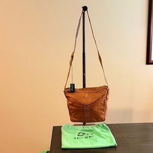Vintage NWT Enny Italian Bag Caramel Crossbody Shoulder Bag